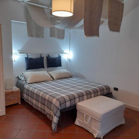 Il Sogno Di Bea Apartment Терни Екстериор снимка