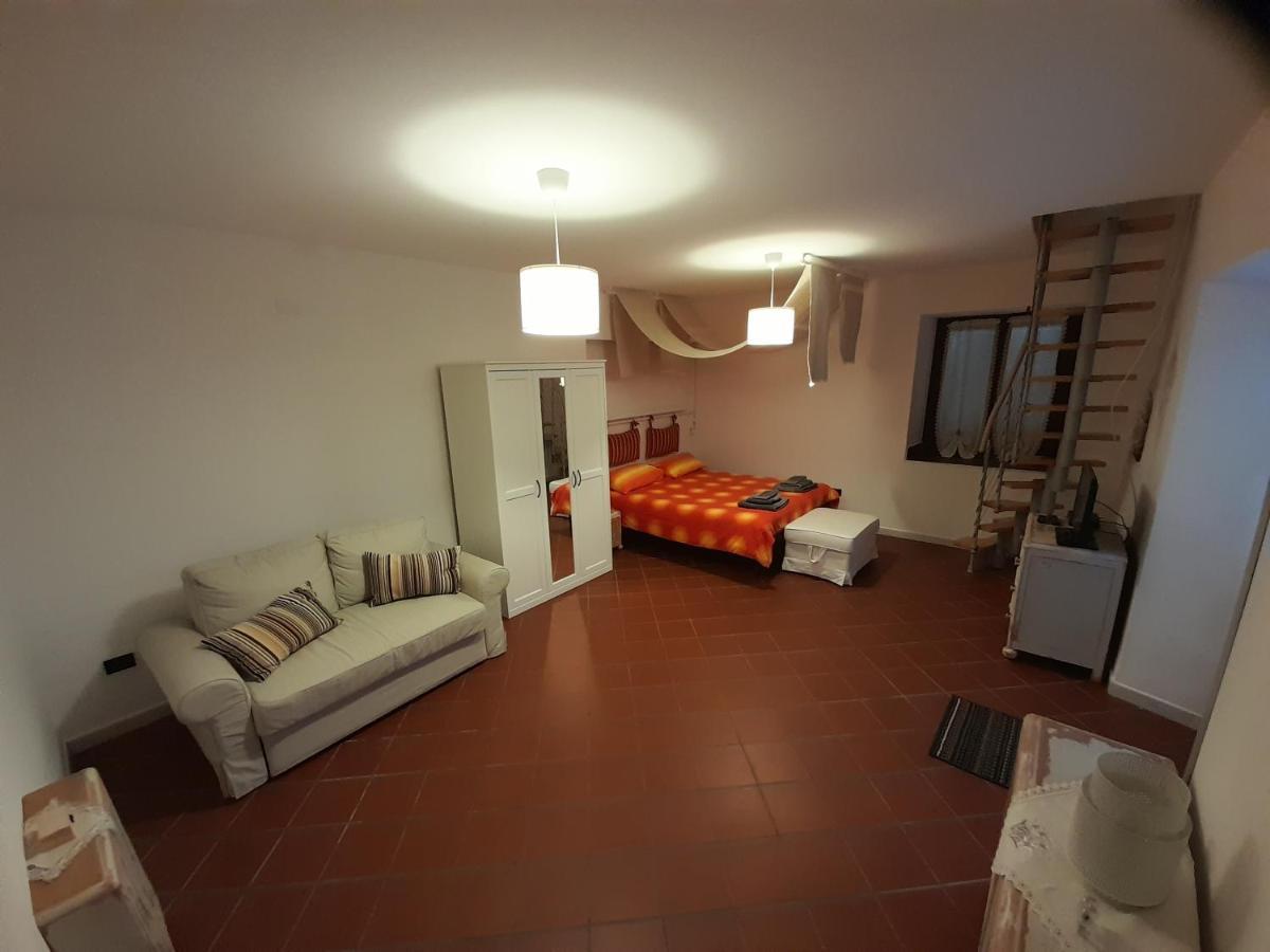 Il Sogno Di Bea Apartment Терни Екстериор снимка